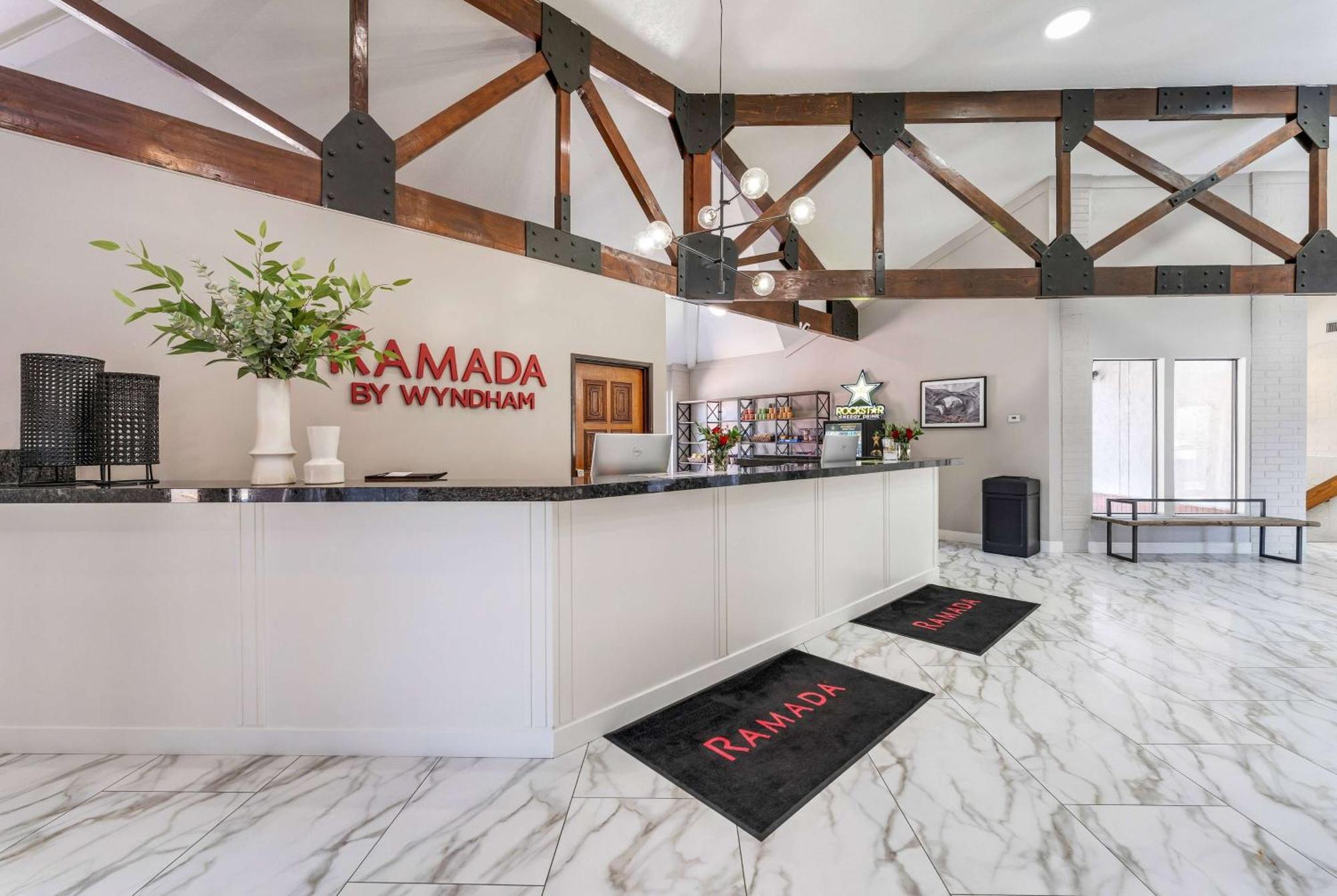 Ramada By Wyndham Richfield Ut I-70 Hotel Exterior photo