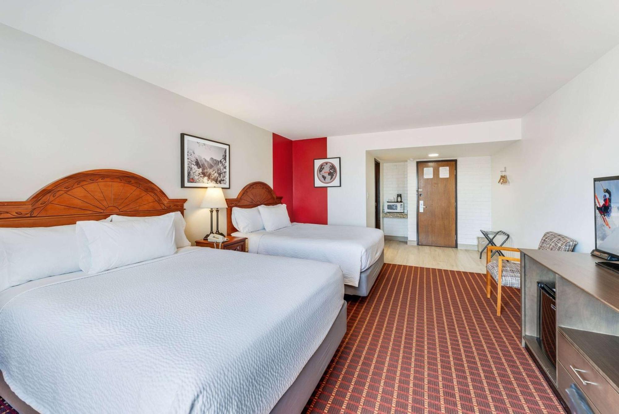 Ramada By Wyndham Richfield Ut I-70 Hotel Exterior photo